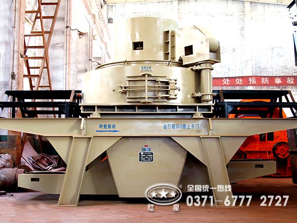 ʯɰ۸;ȴ۸񲢷ض׼