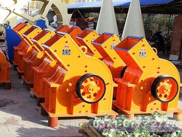 石灰石锤式破碎机 石灰石锤式破碎机