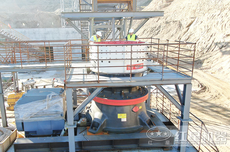 ?单缸圆锥破碎机工作现场图片 ?单缸圆锥破碎机工作现场图片