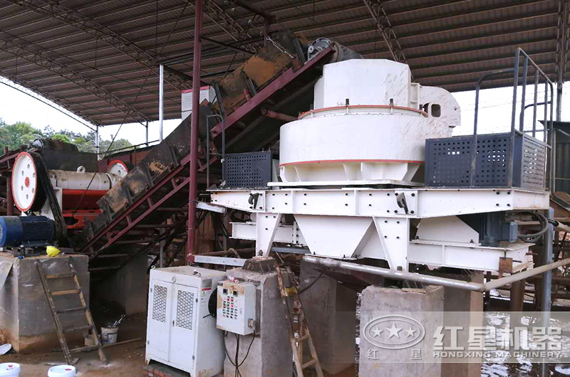 冲击式破碎机工作现场图片 冲击式破碎机工作现场图片