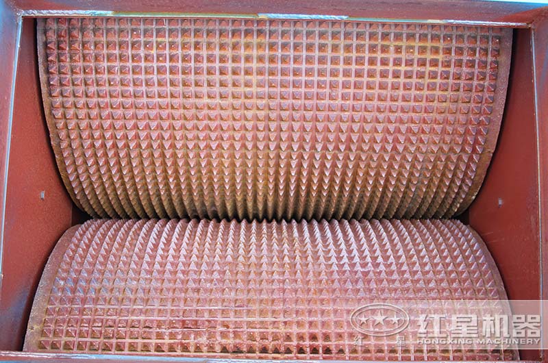 双辊式破碎机辊子图片 双辊式破碎机辊子图片