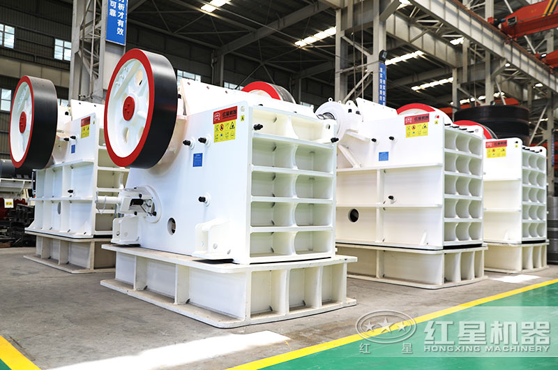 青石破碎机图片 青石破碎机图片