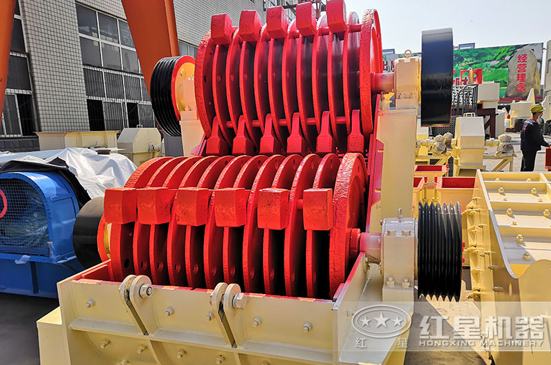 双转子锤式破碎机内部结构图 双转子锤式破碎机内部结构图