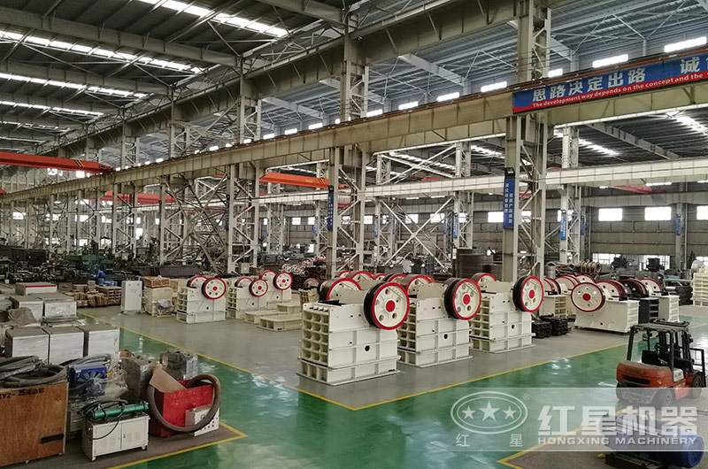 冰球突破生产的大型鹅卵石破碎设备优势 冰球突破生产的大型鹅卵石破碎设备优势