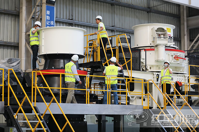 客户到车间考察设备 客户到车间考察设备