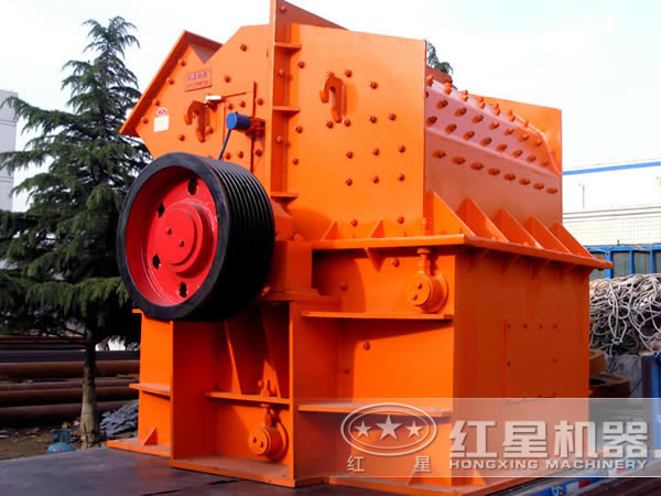 不同视角下的超细破碎机 不同视角下的超细破碎机